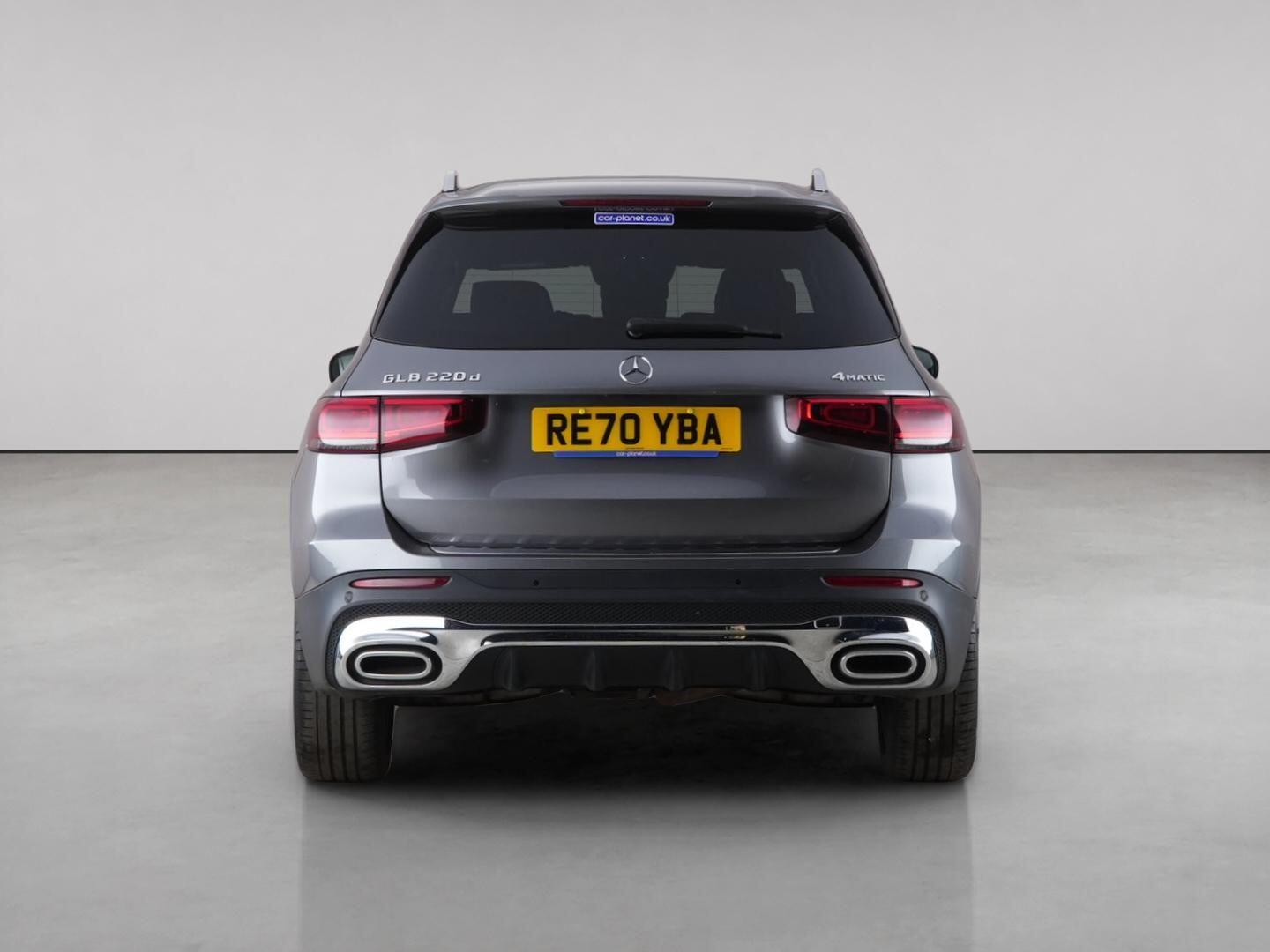 Mercedes-Benz GLB view 7
