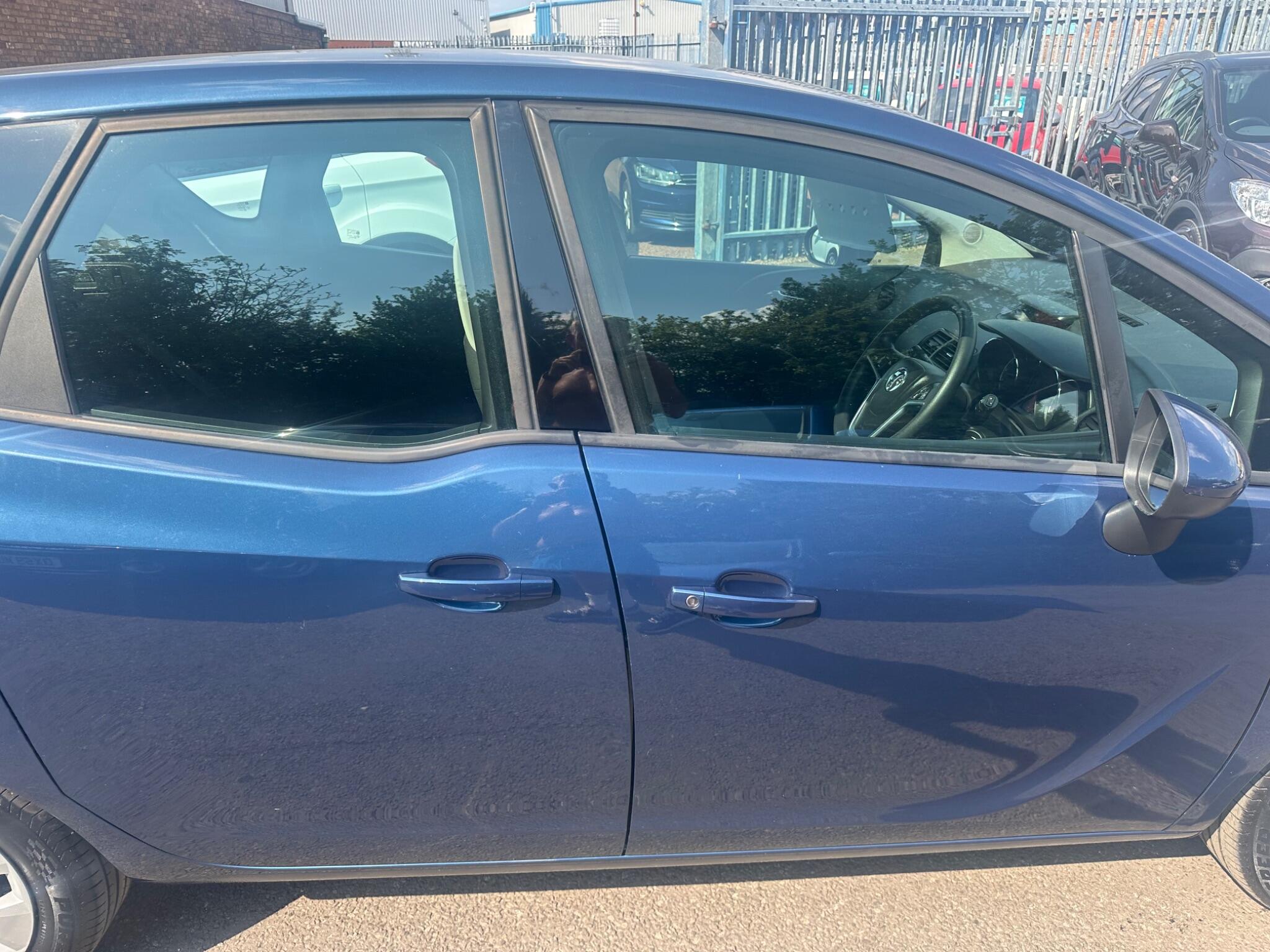 Vauxhall Meriva view 36