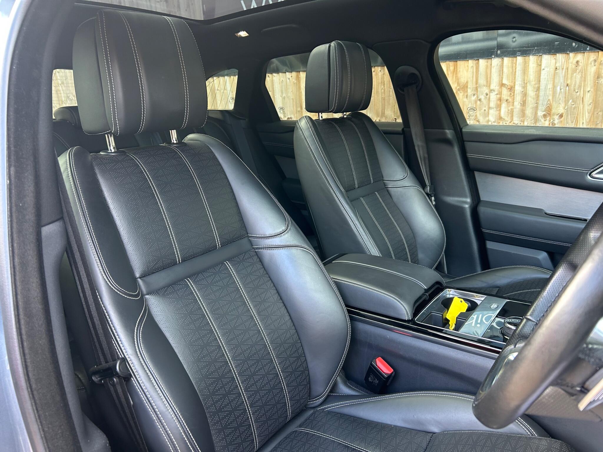 Land Rover Range Rover Velar view 40