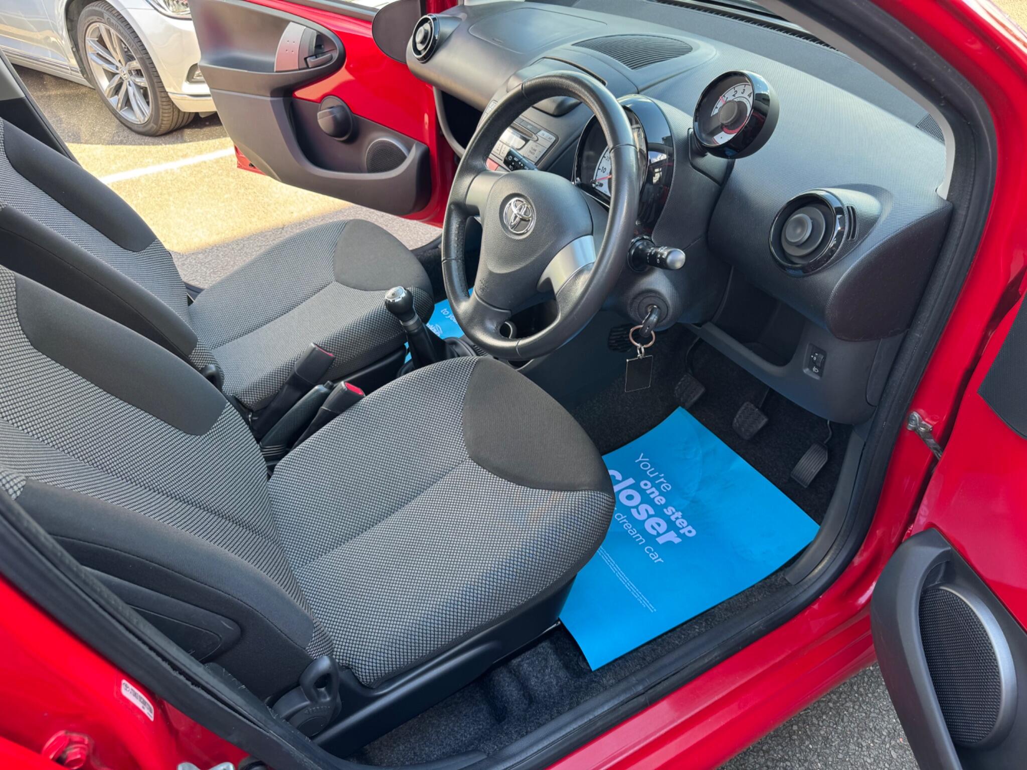 Toyota Aygo view 15