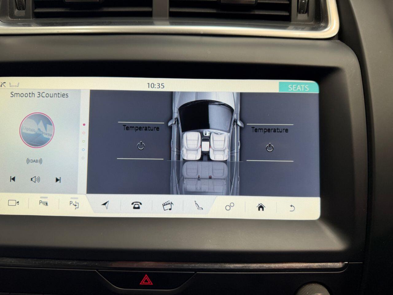 Jaguar E-Pace view 42