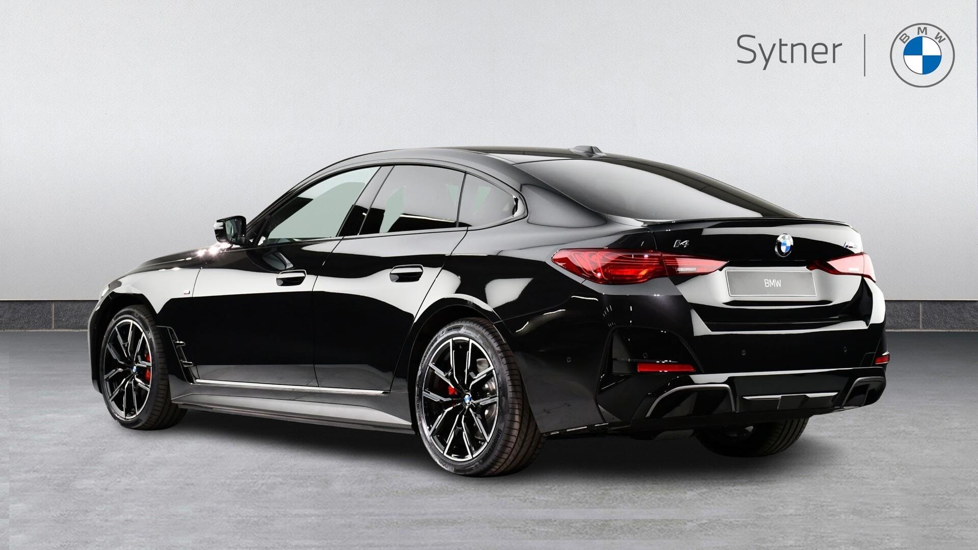 BMW i4 view 2