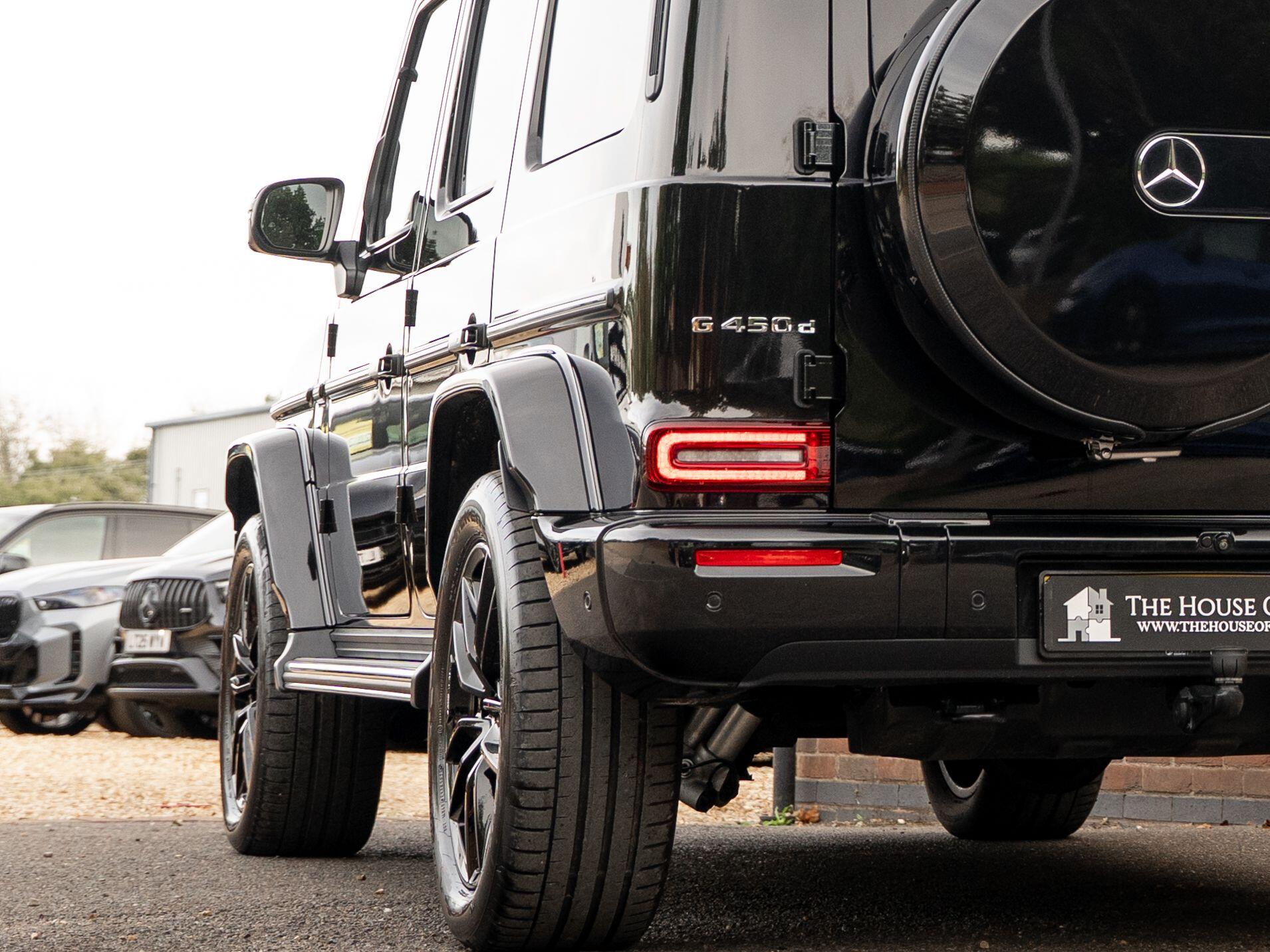 Mercedes-Benz G Class view 26