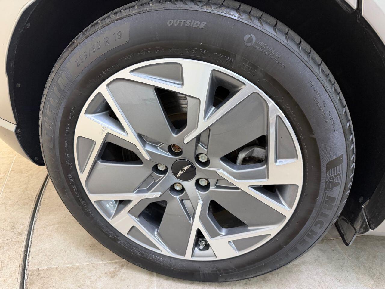 Genesis GV60 view 23