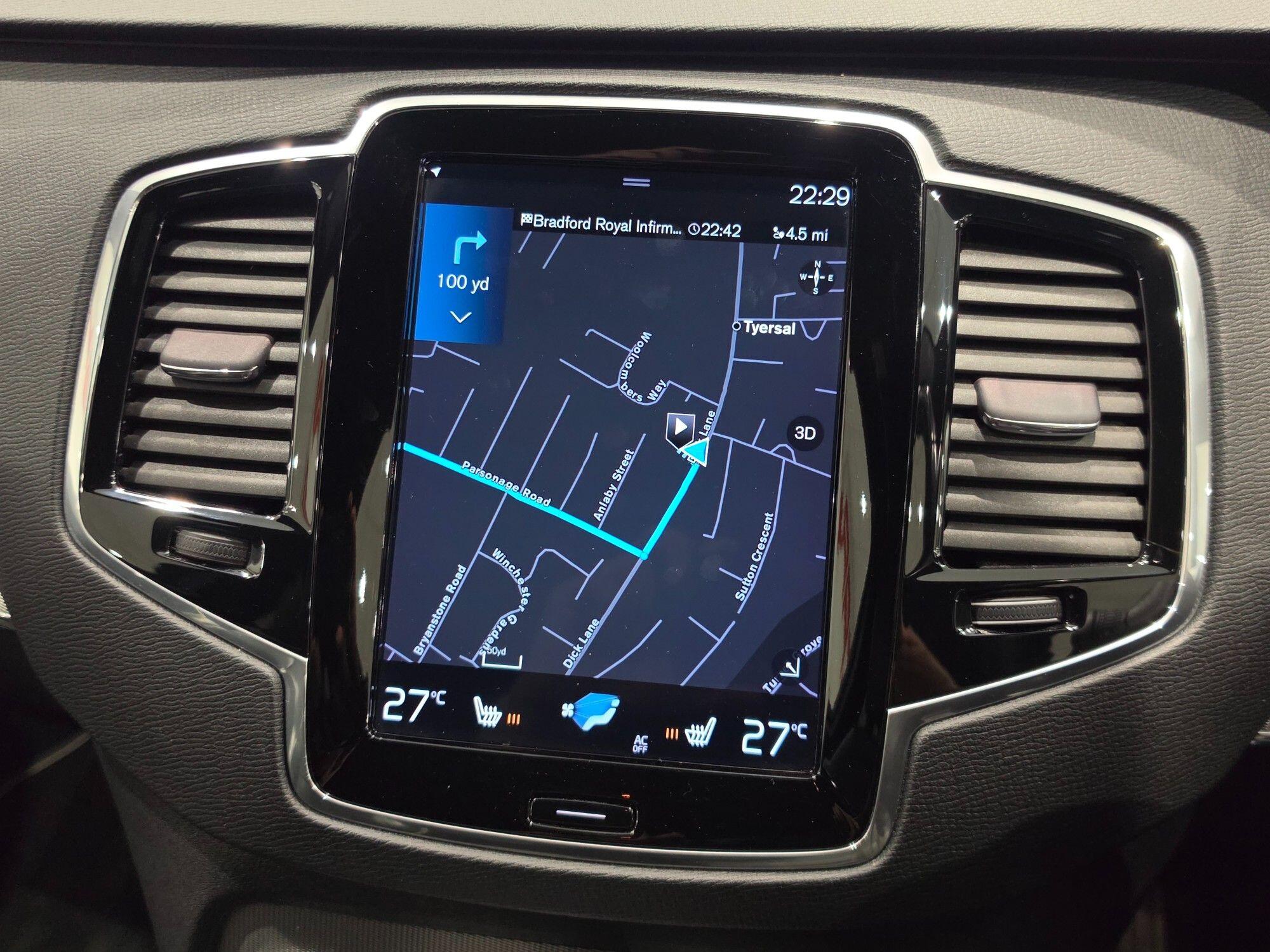 Volvo XC90 view 110
