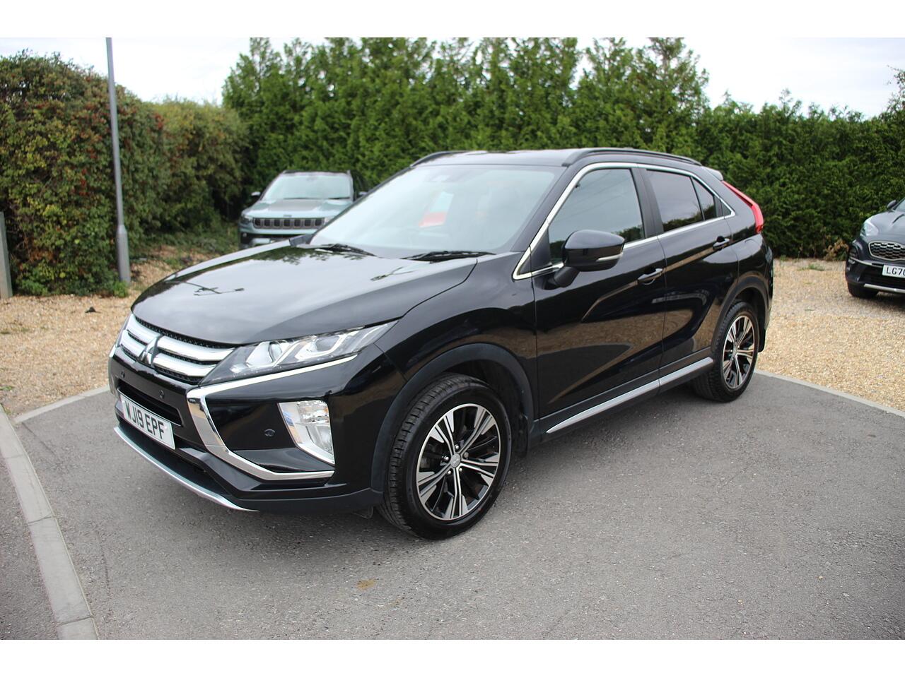 Mitsubishi Eclipse Cross view 5