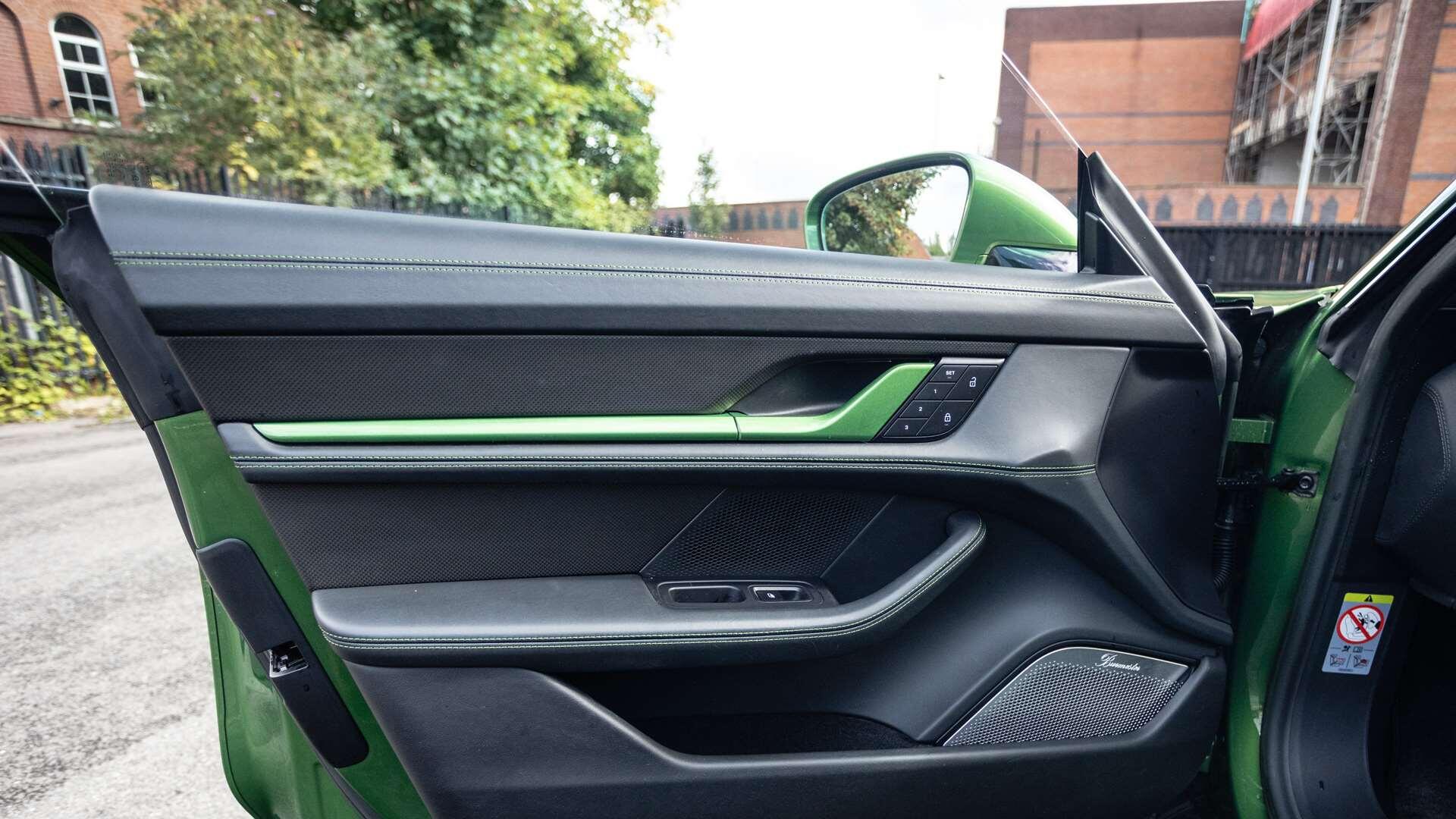 Porsche Taycan view 28