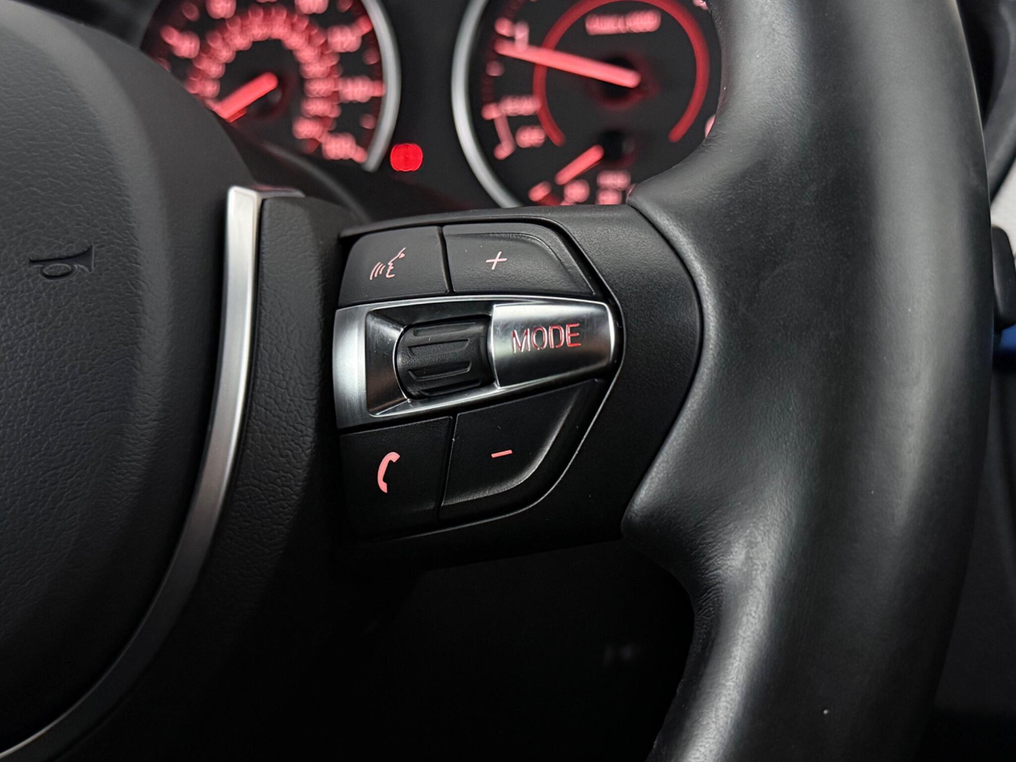 BMW 3 Series view 15