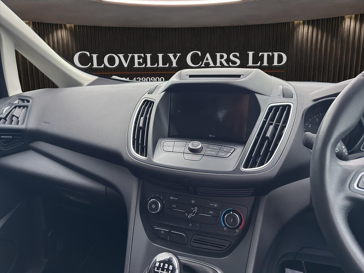 Ford C-Max view 21