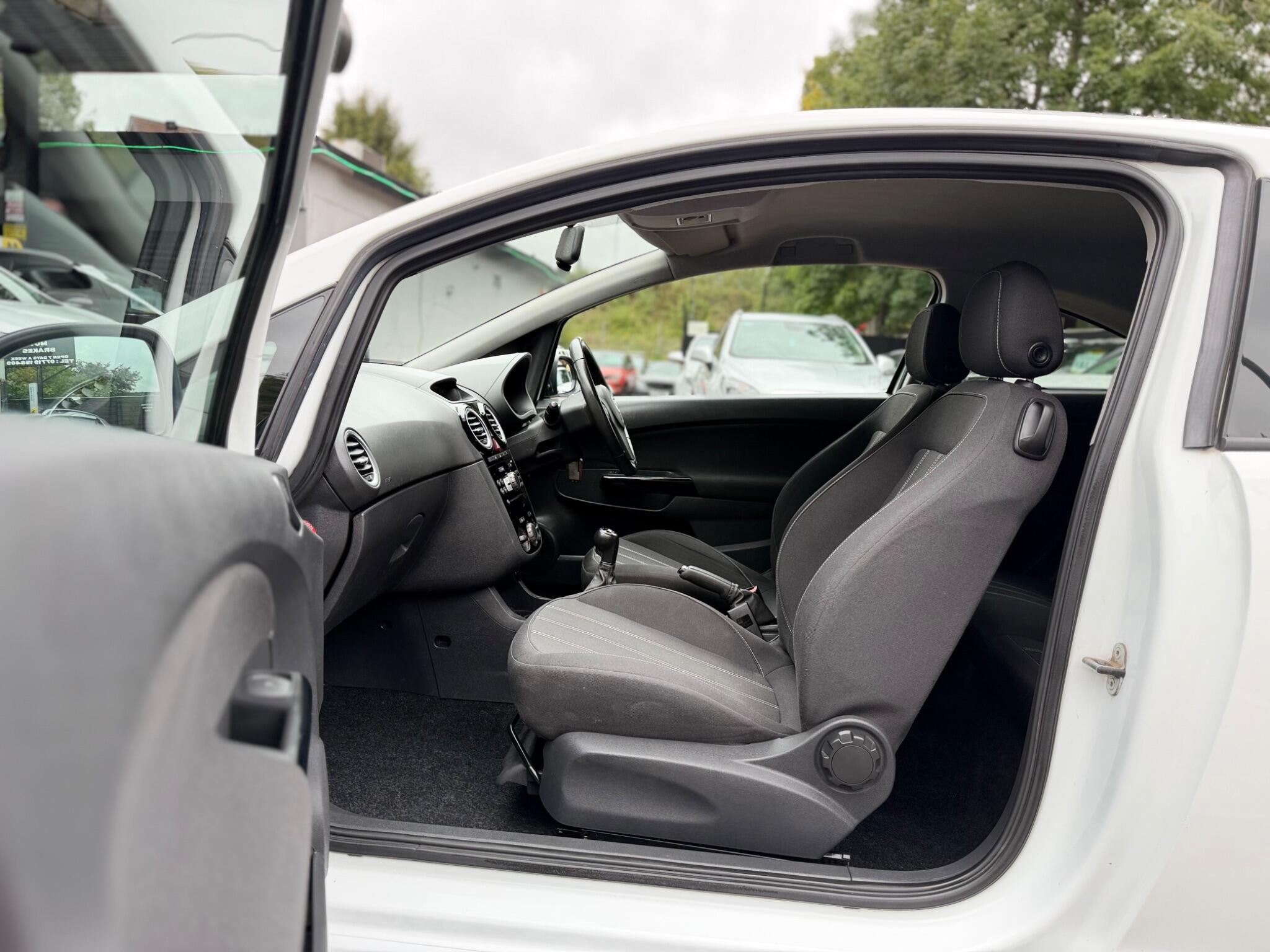 Vauxhall Corsa view 25