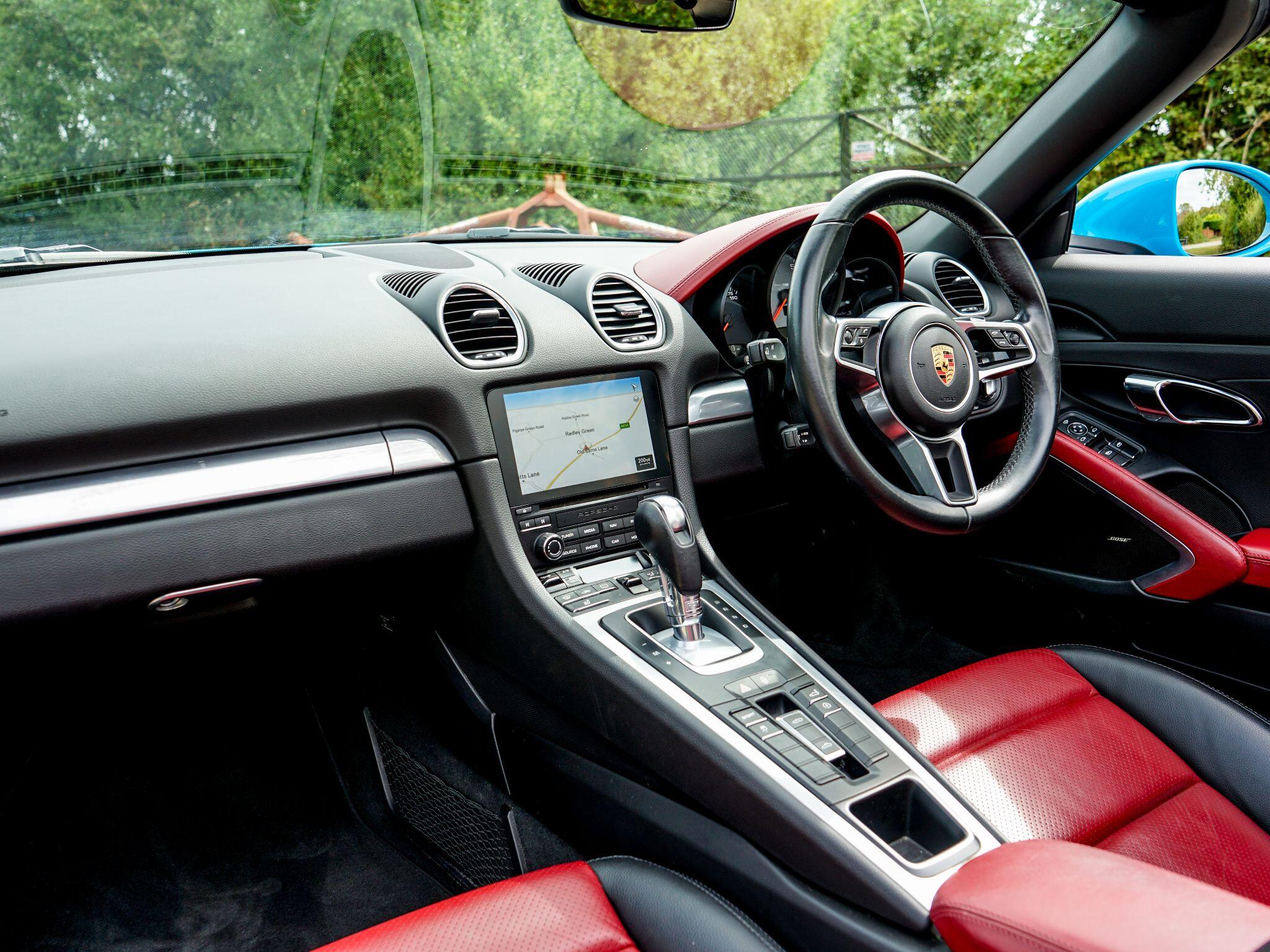 Porsche 718 Boxster view 14