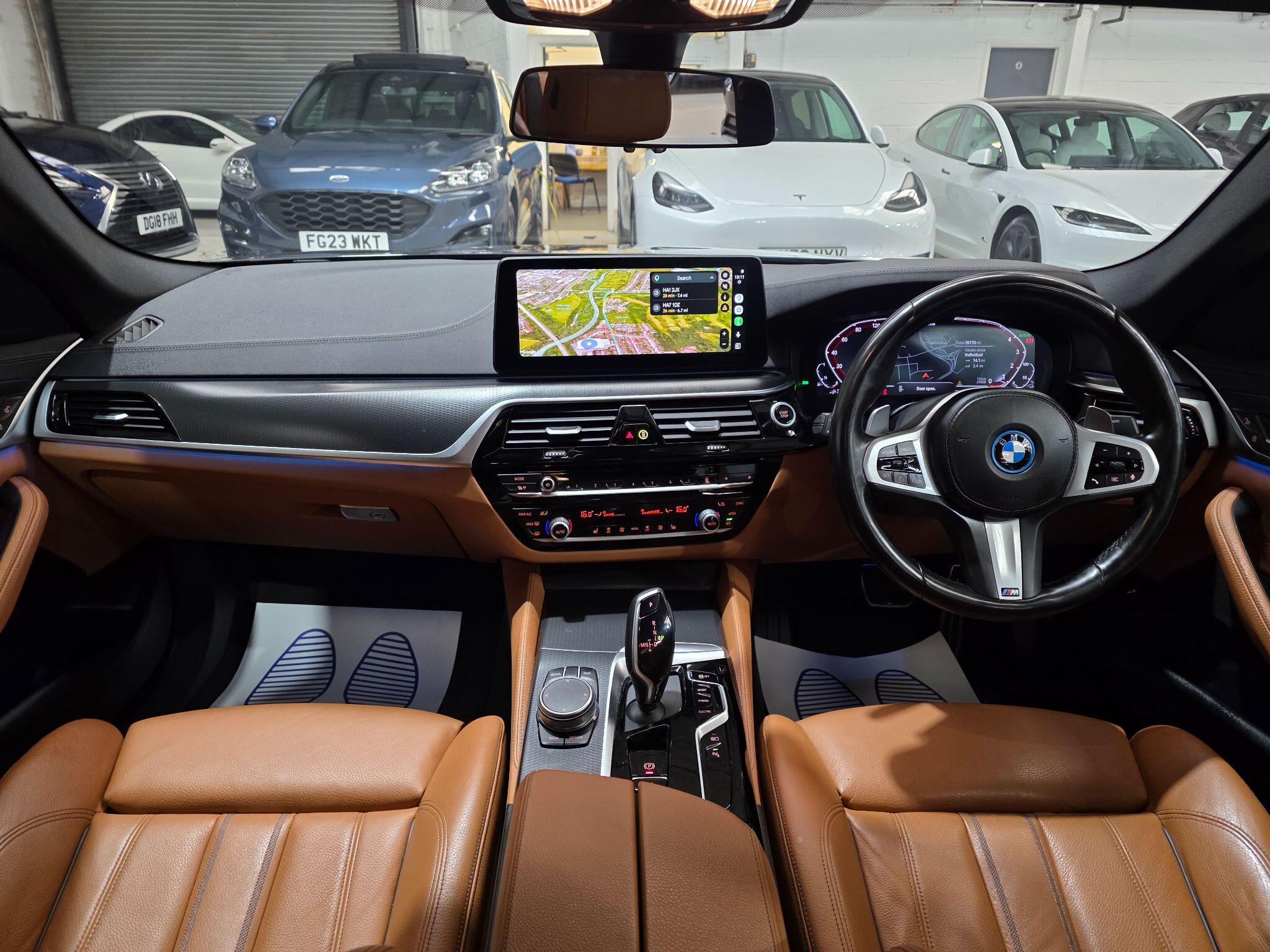 BMW 5 Series view 5