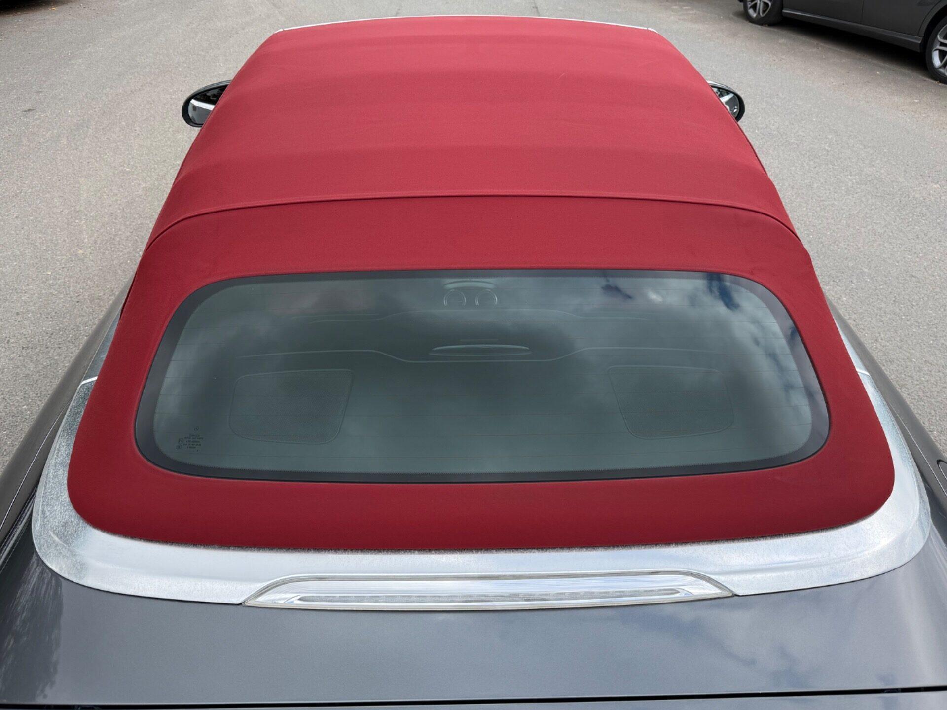 Mercedes-Benz C-Class view 26