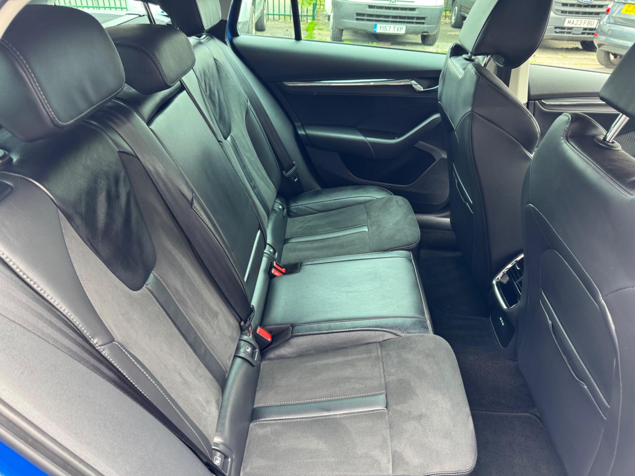 Skoda Octavia view 12