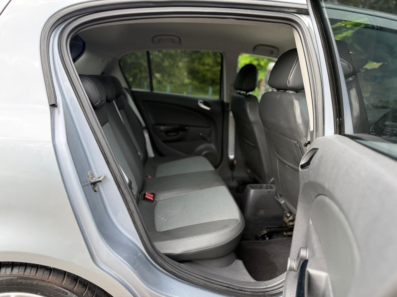 Vauxhall Corsa view 29