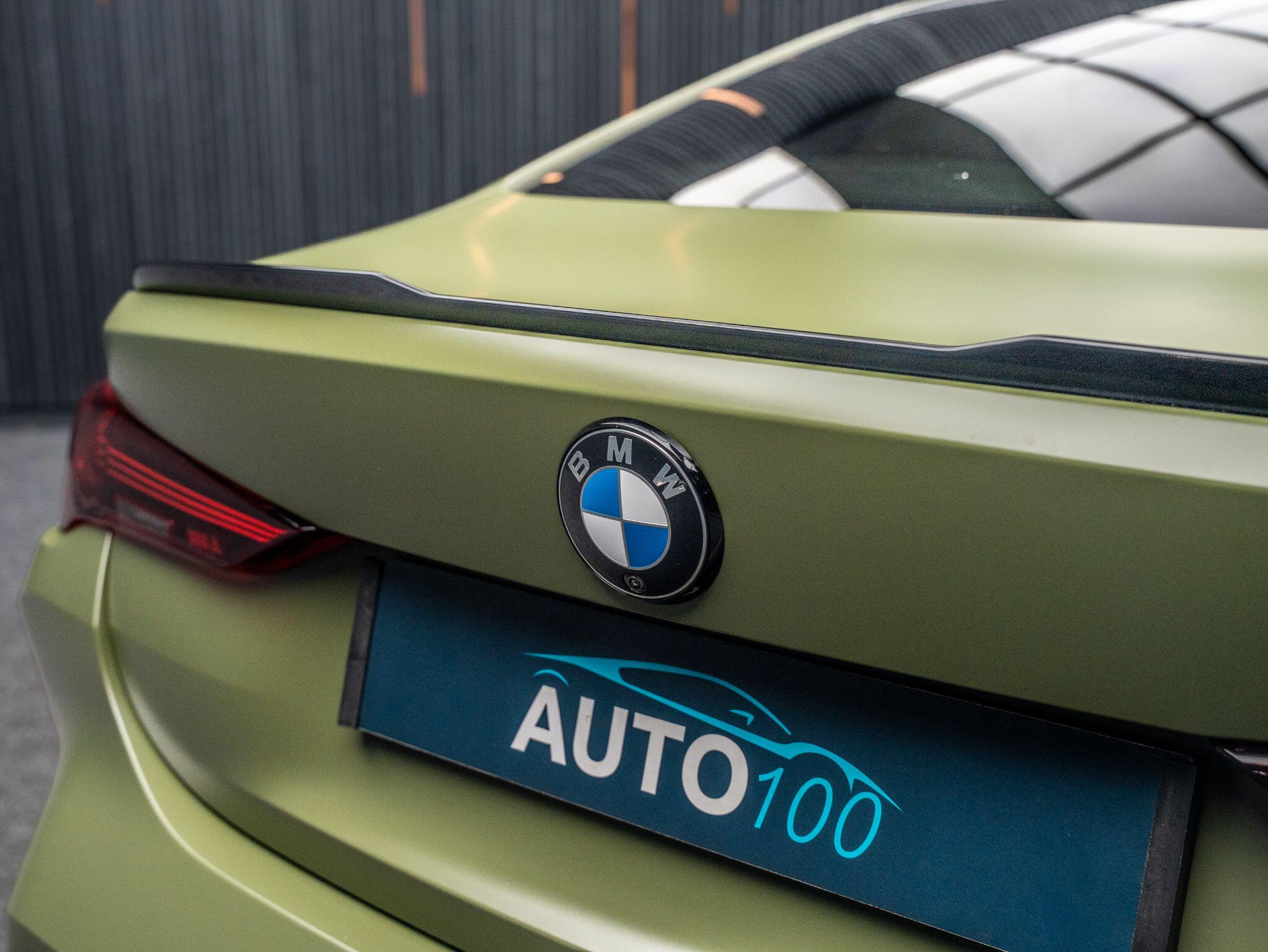 BMW M4 view 25