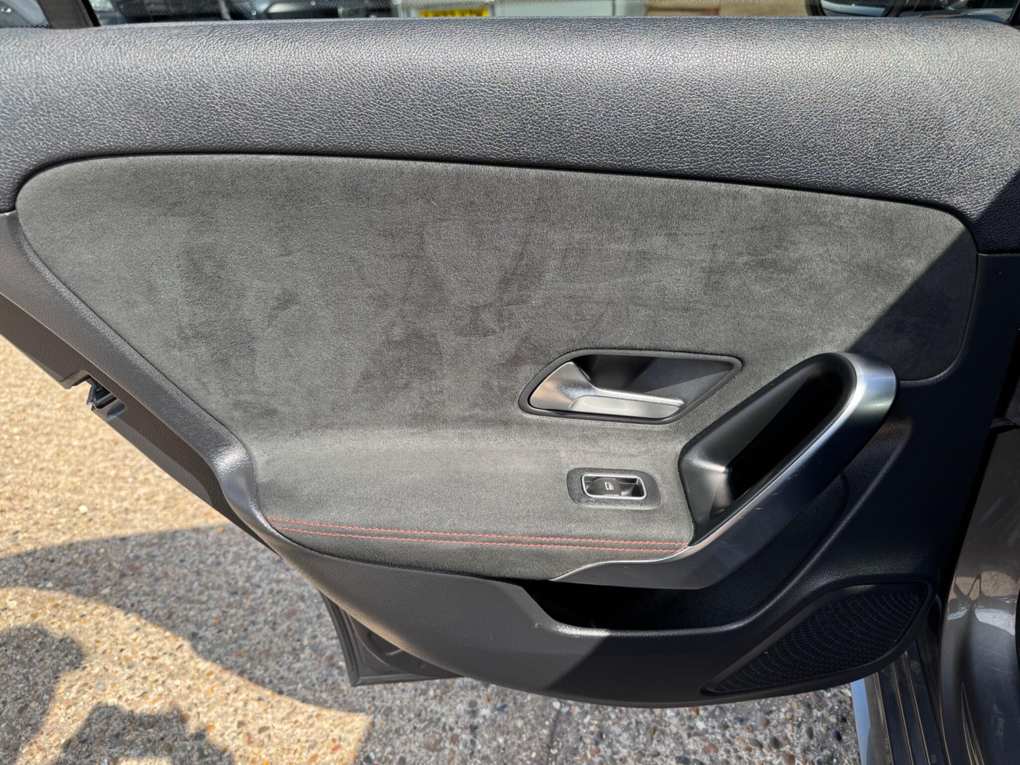 Mercedes-Benz A Class view 24