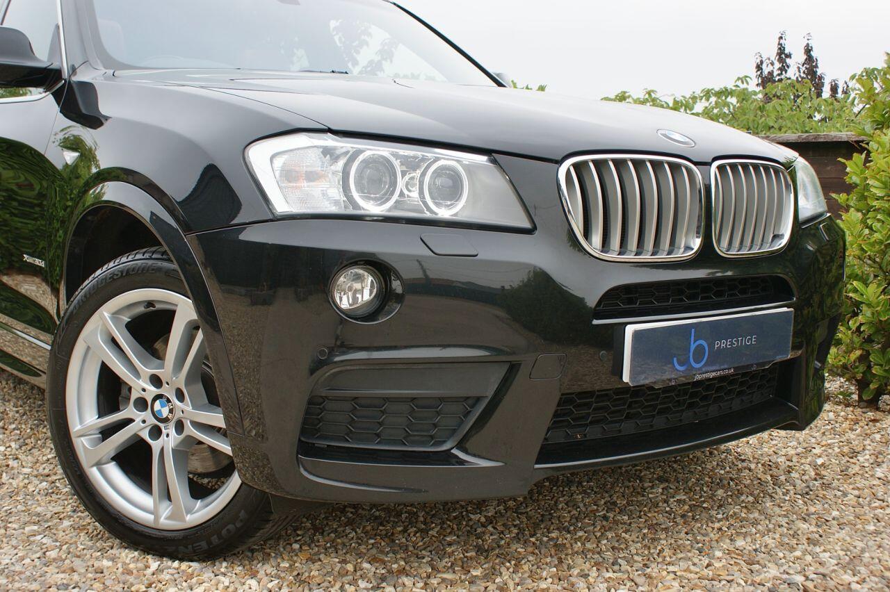 BMW X3 view 8