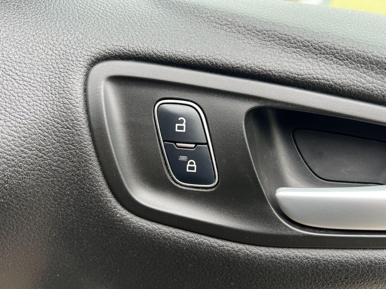 Ford Kuga view 54