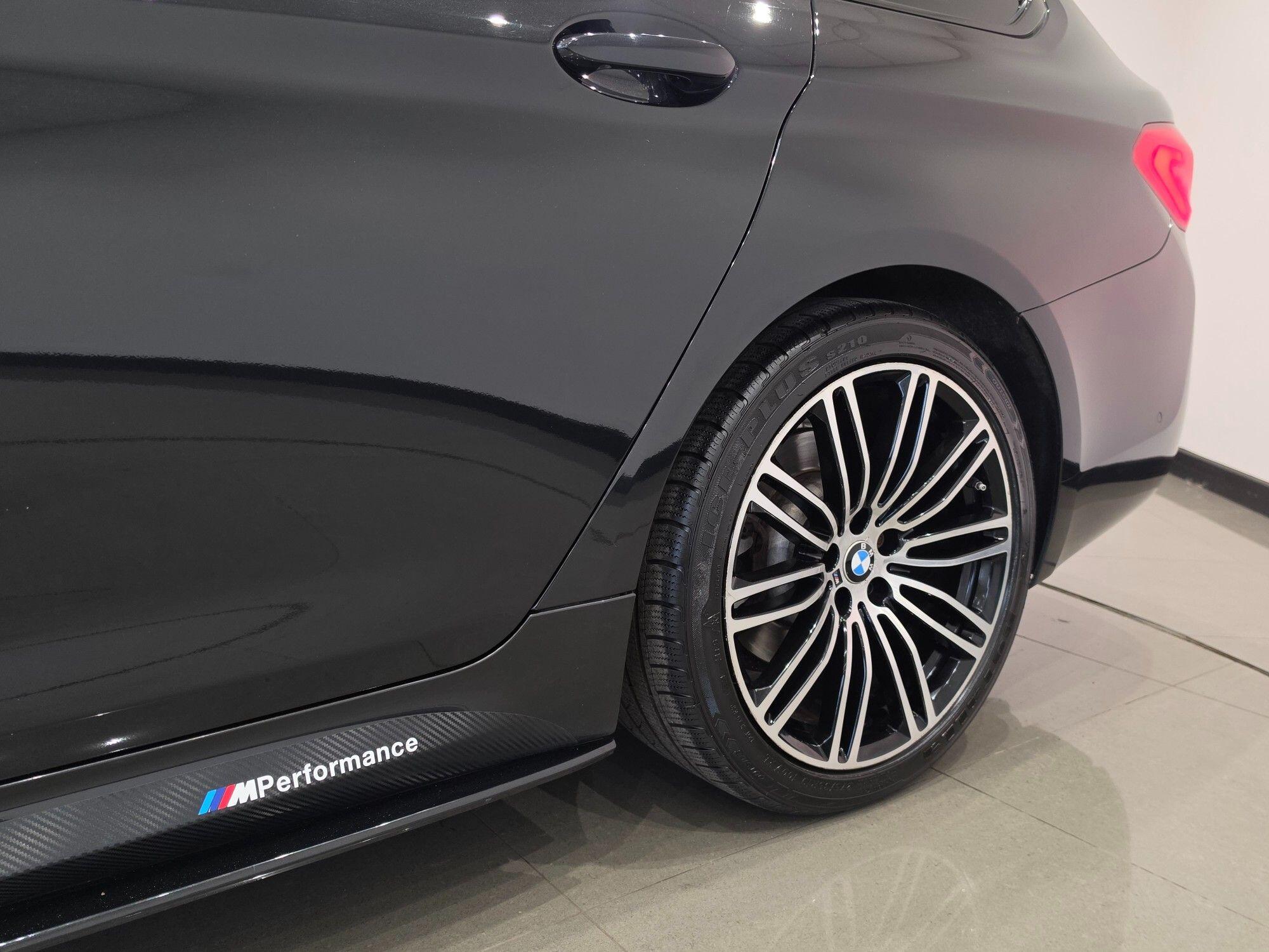 BMW 5 Series view 69