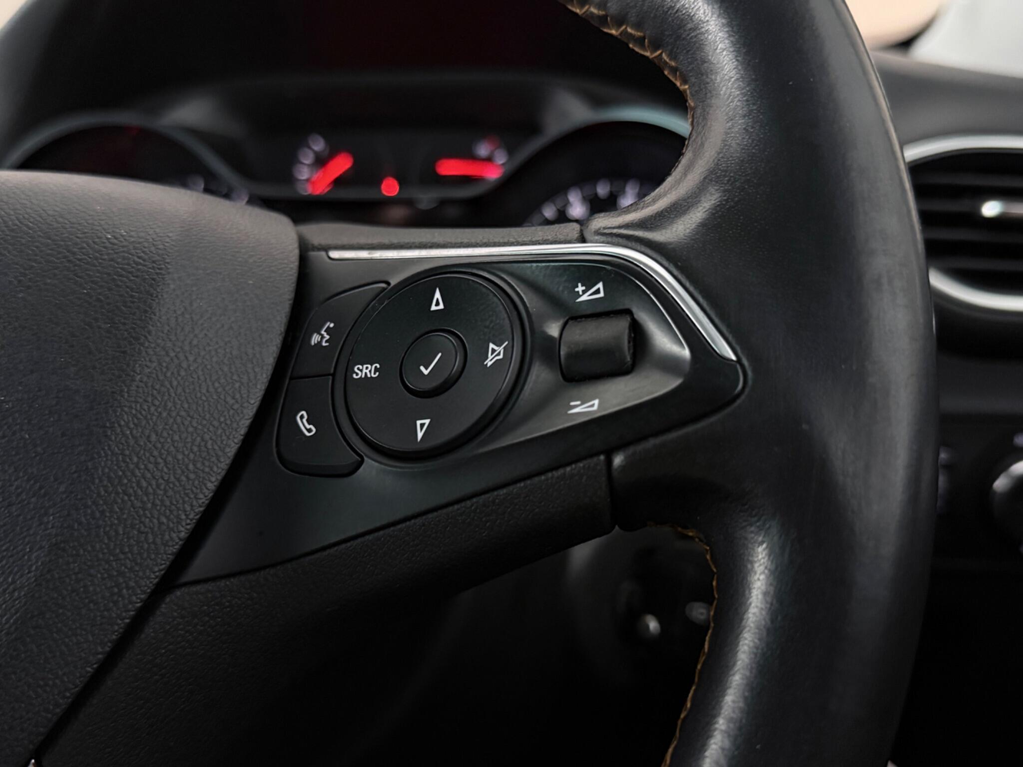 Vauxhall Crossland X view 14