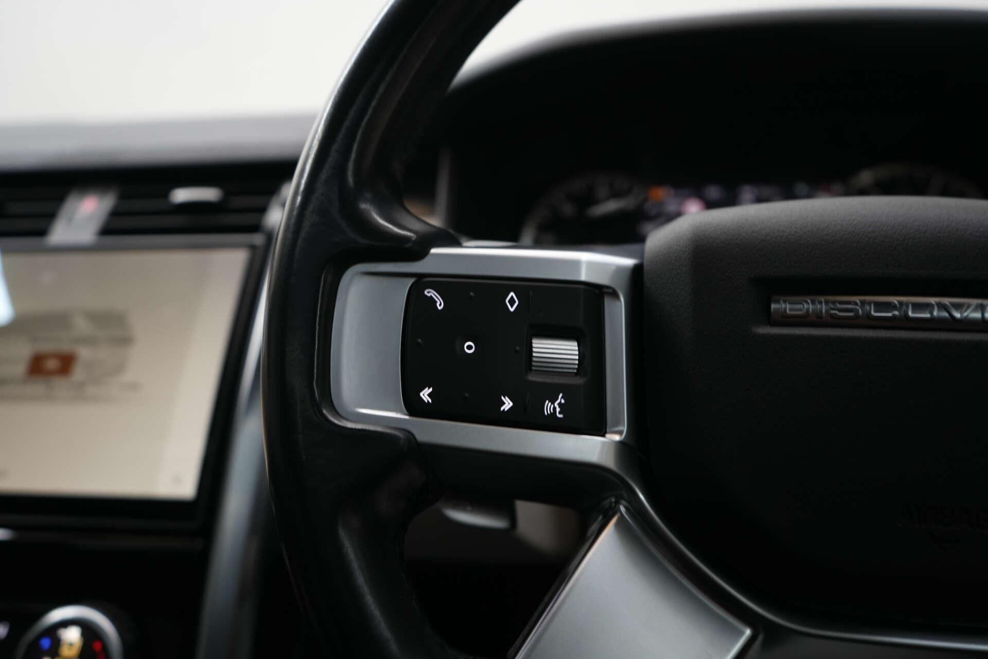Land Rover Discovery 3 view 40