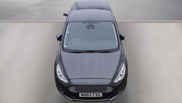 Ford S-Max view 5