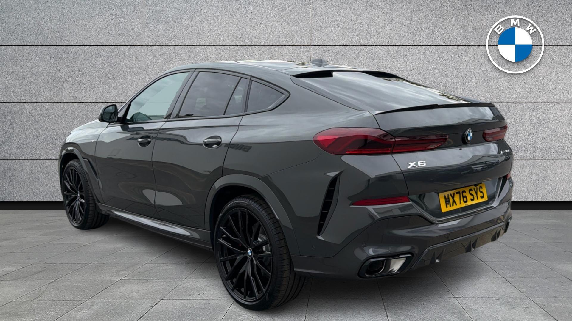 BMW X6 view 2