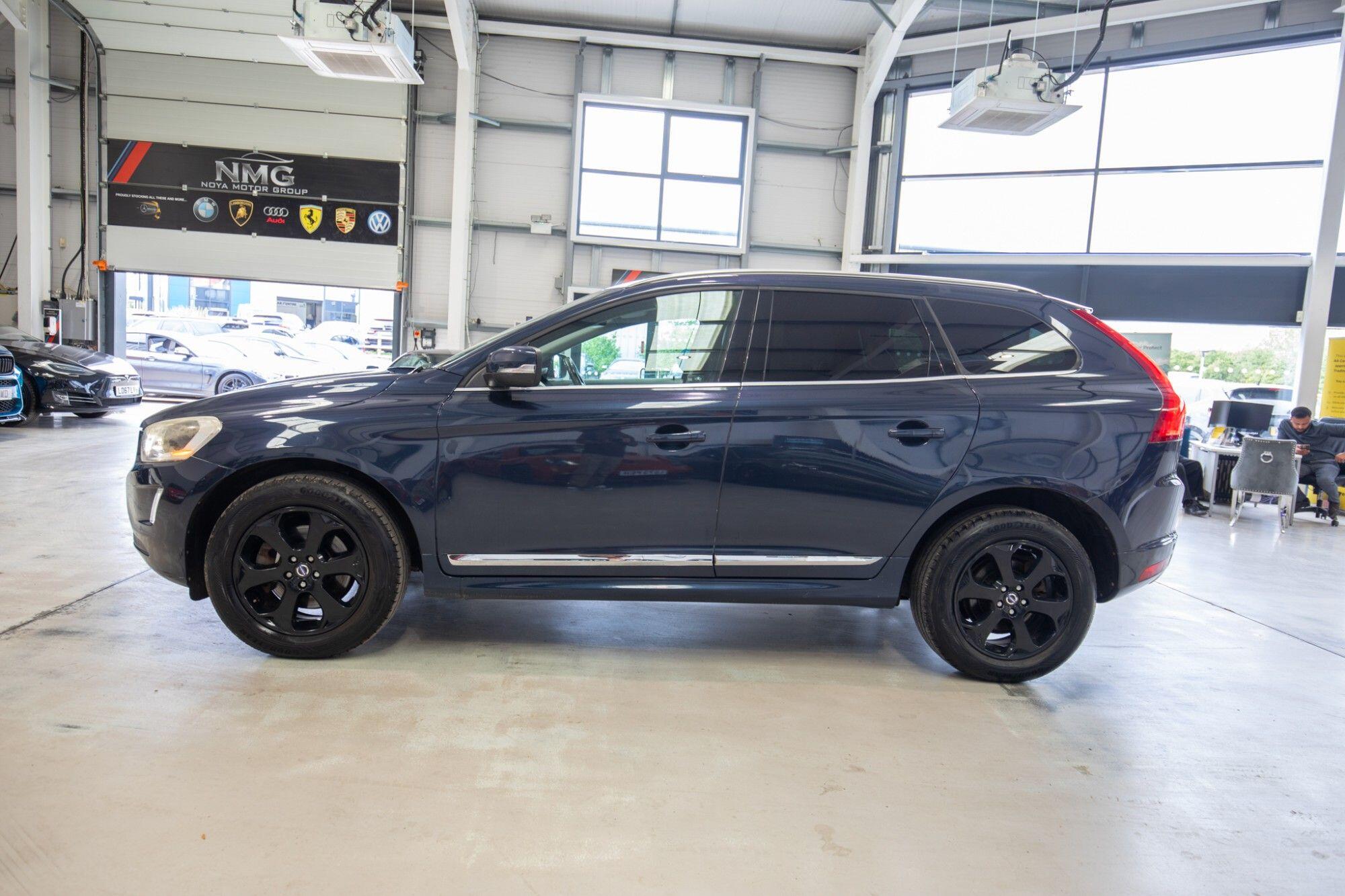 Volvo XC60 view 30