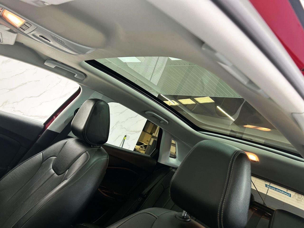 Vauxhall Grandland X view 13