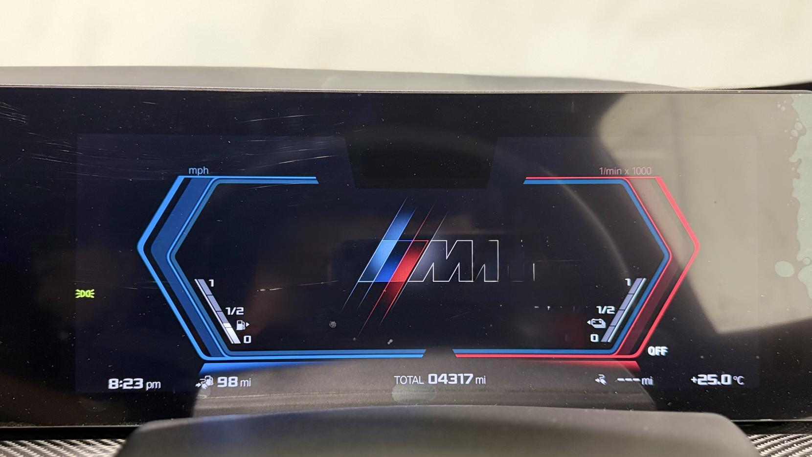 BMW XM view 19