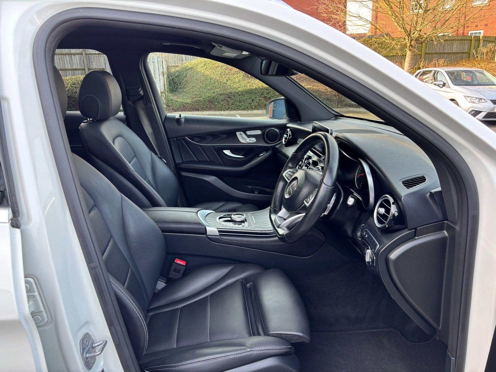 Mercedes-Benz GLC view 19
