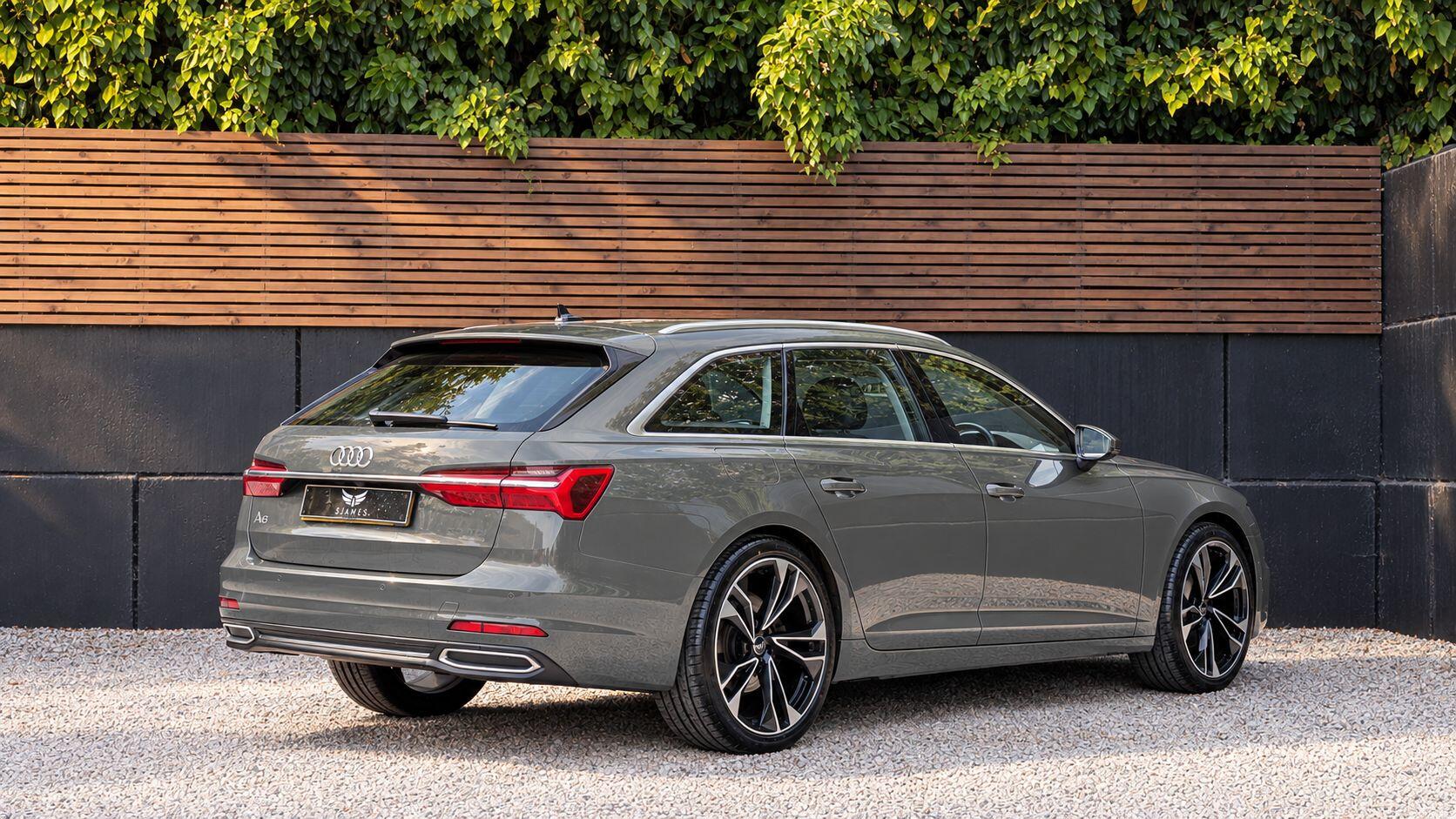 Audi A6 view 6