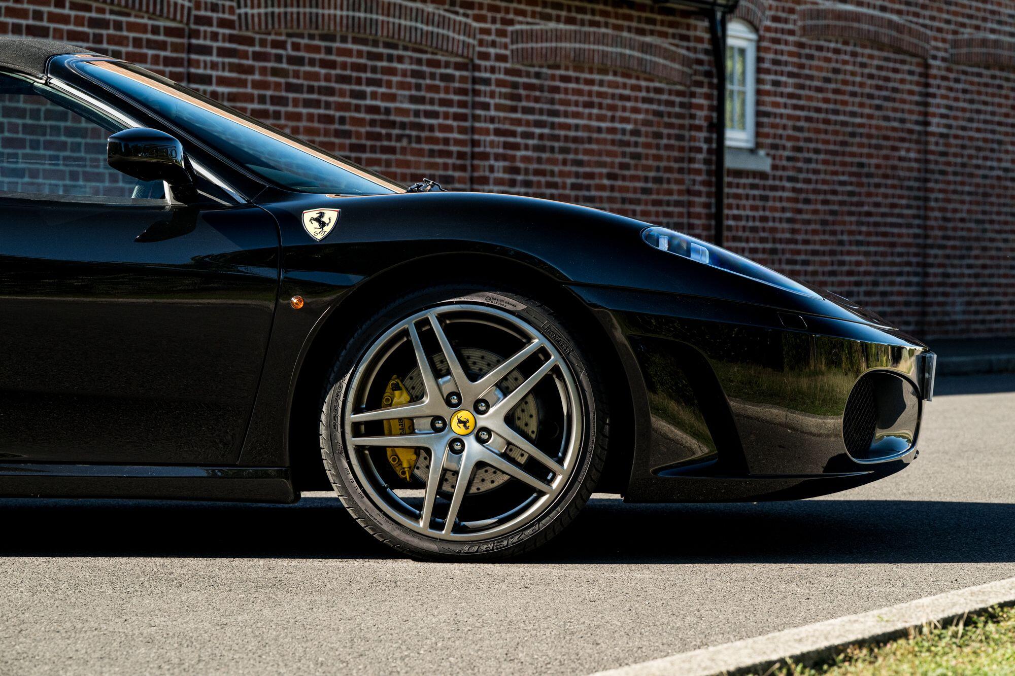 Ferrari F430 view 25