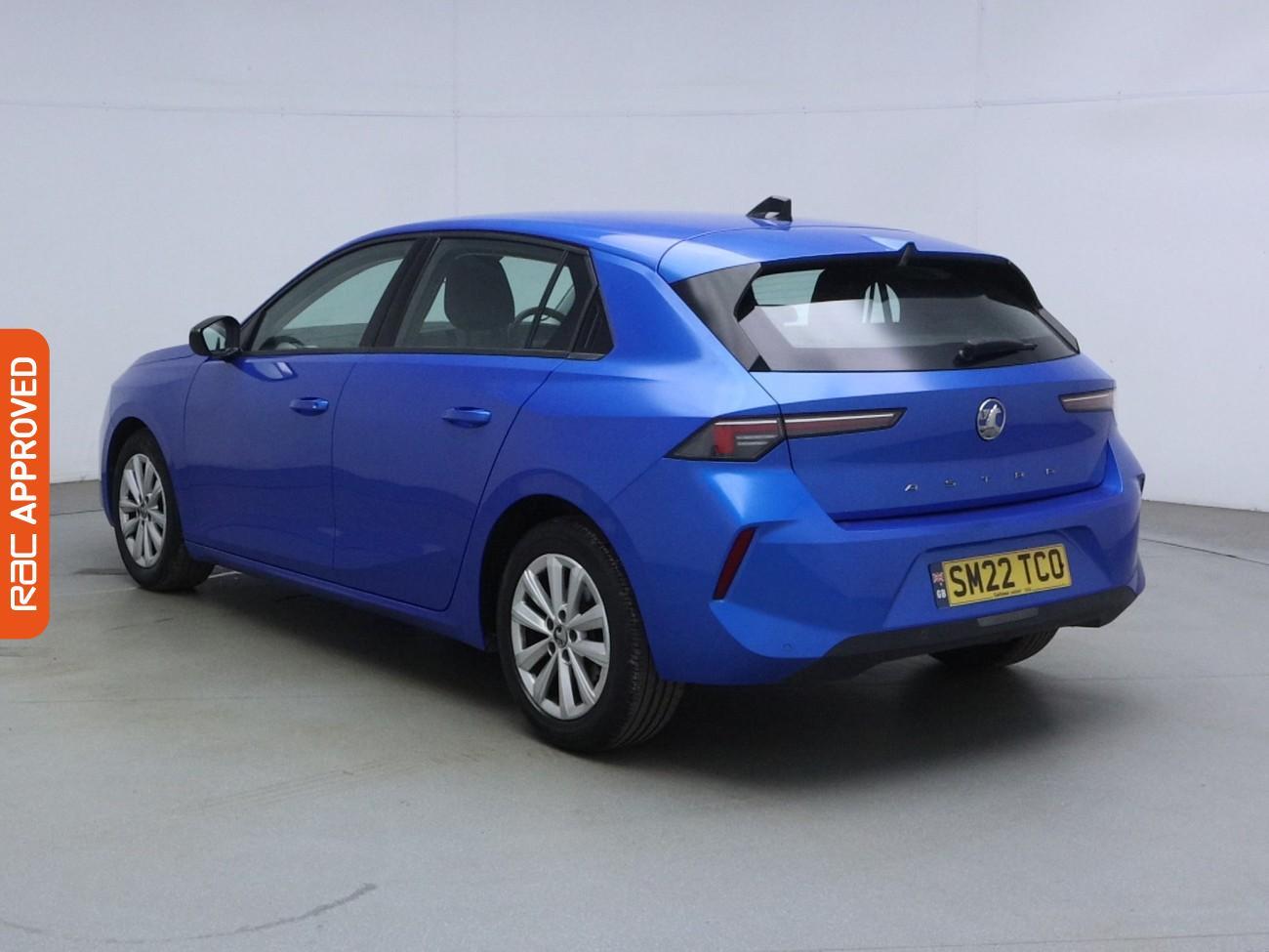 Vauxhall Astra view 4