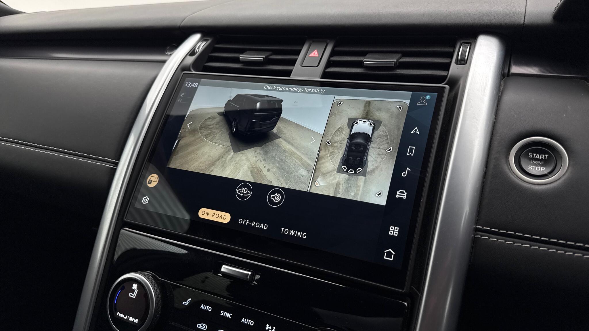 Land Rover Discovery view 12