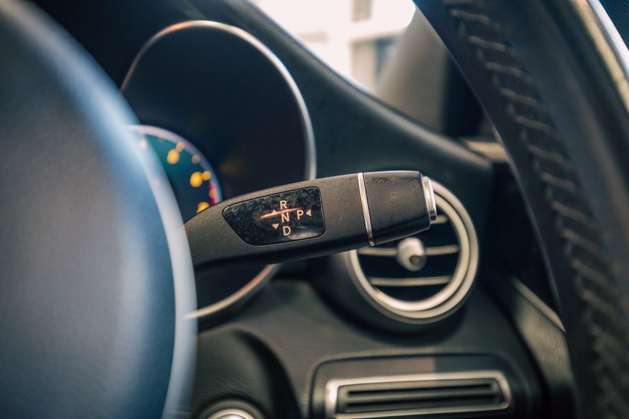Mercedes-Benz C-Class view 15