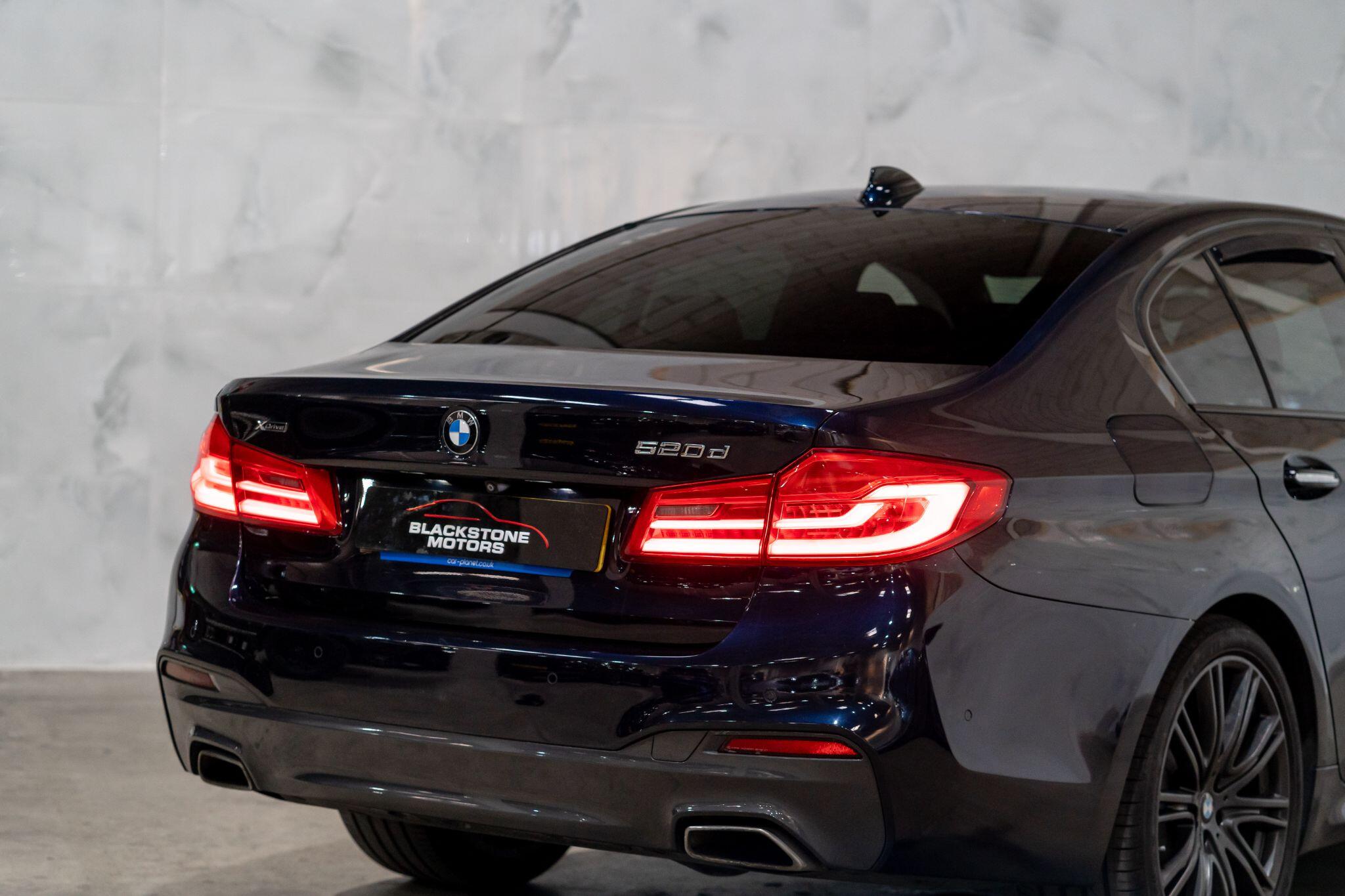BMW 5 Series view 39