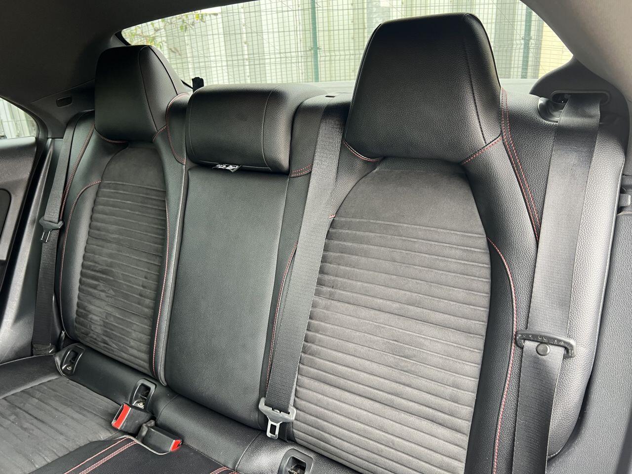 Mercedes-Benz Cla view 25
