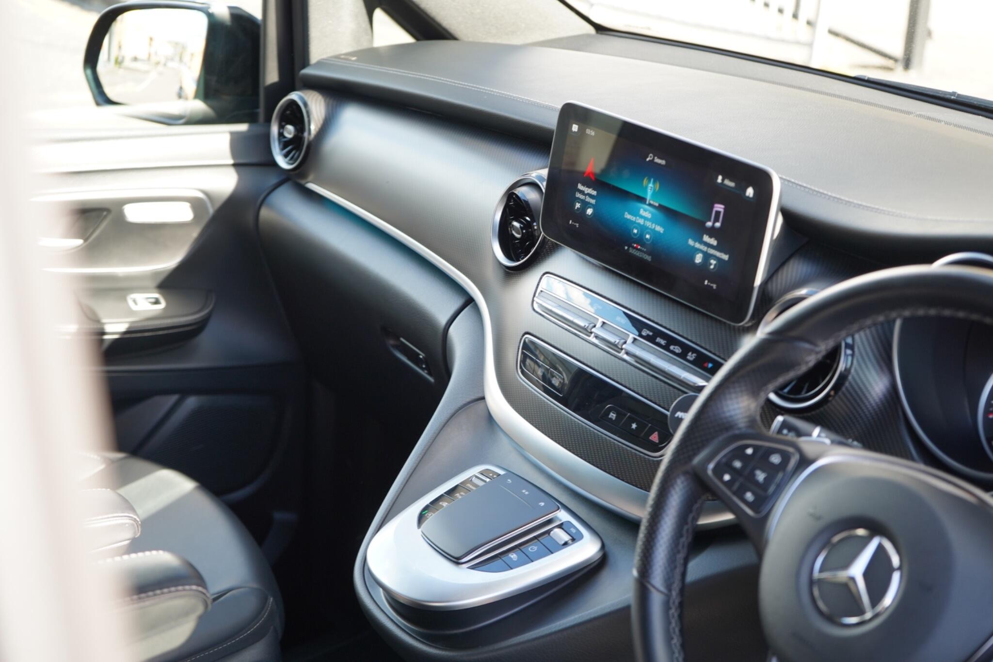Mercedes-Benz V Class view 8