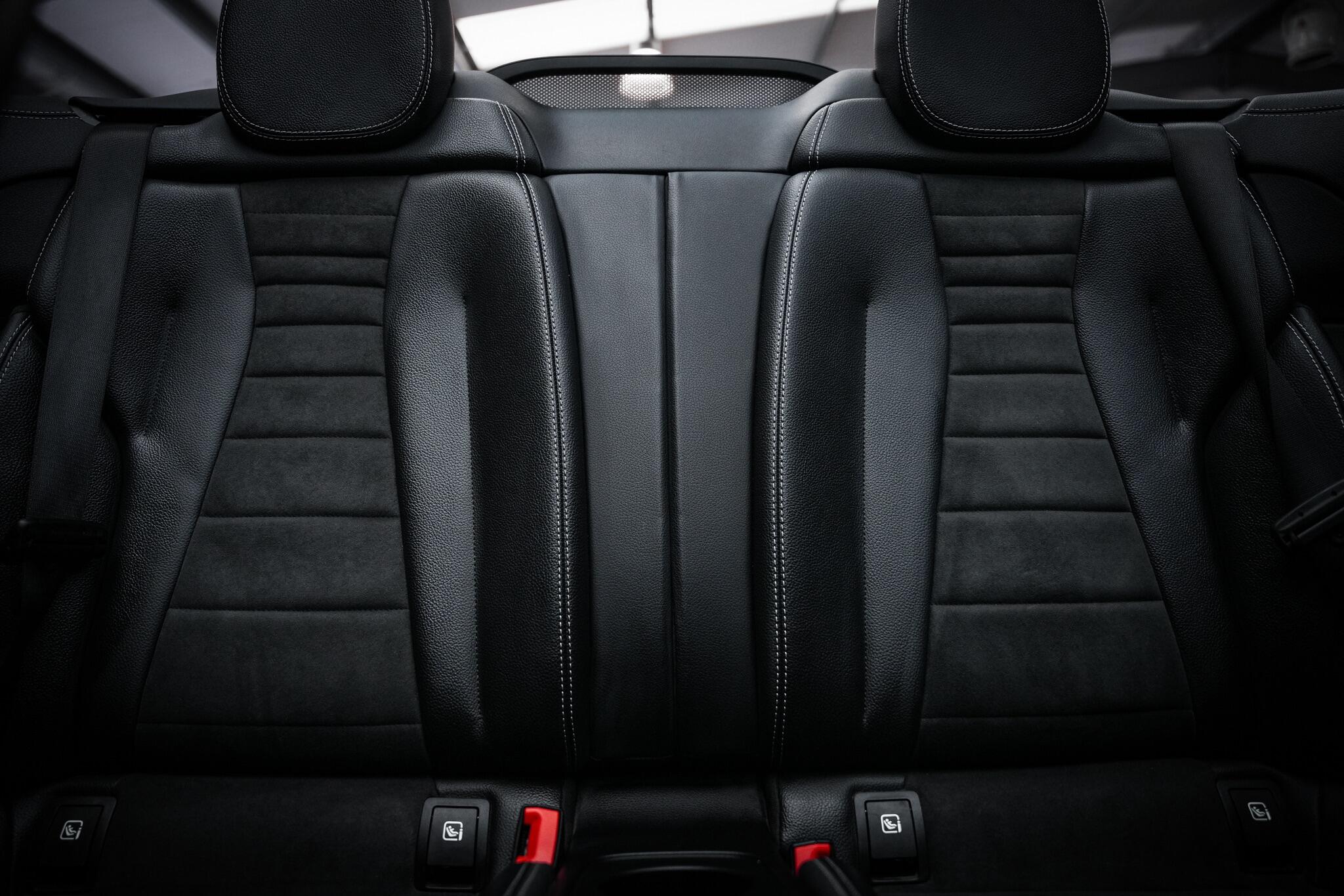 Mercedes-Benz E-Class view 24