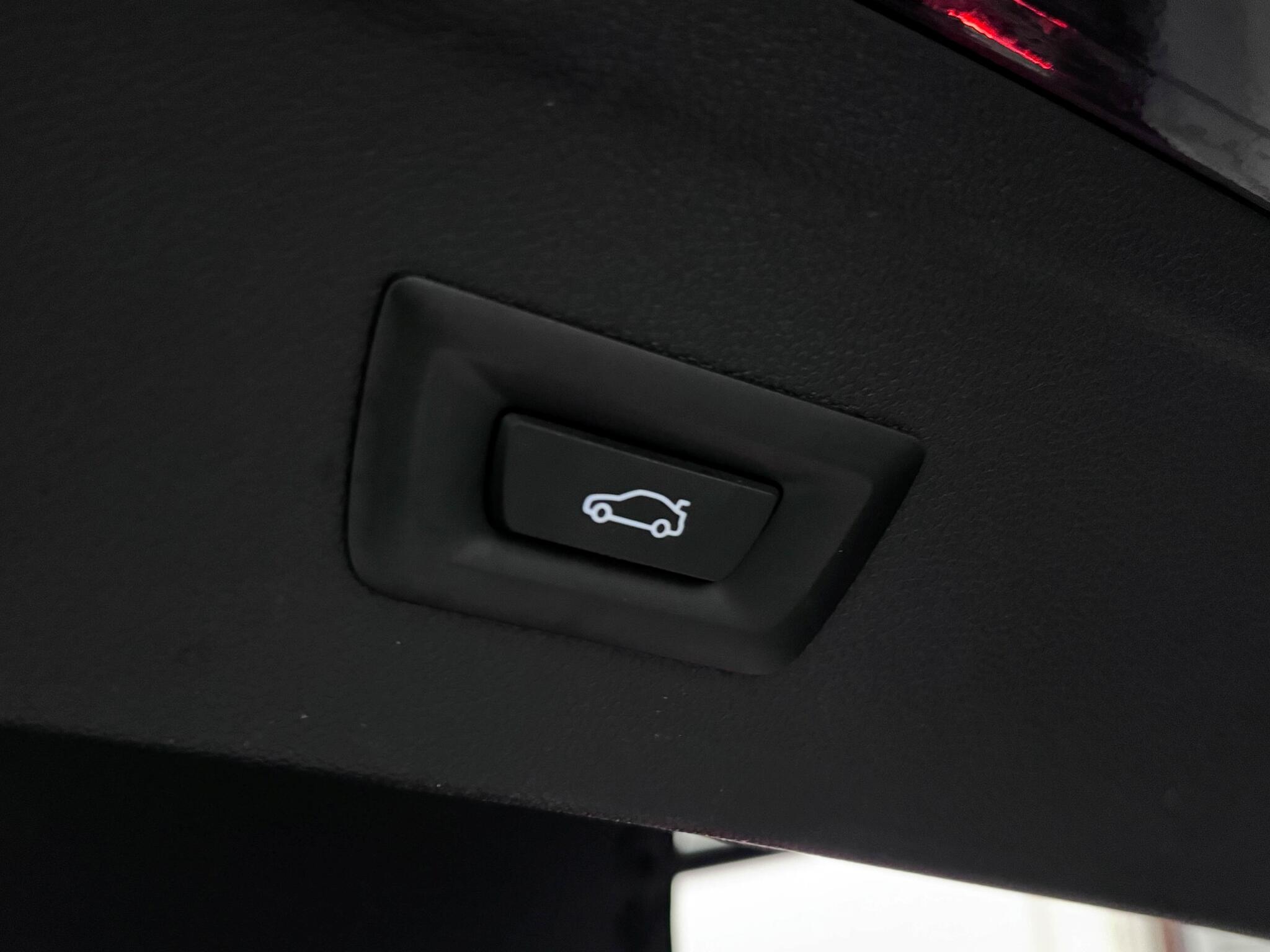 BMW Ix view 8
