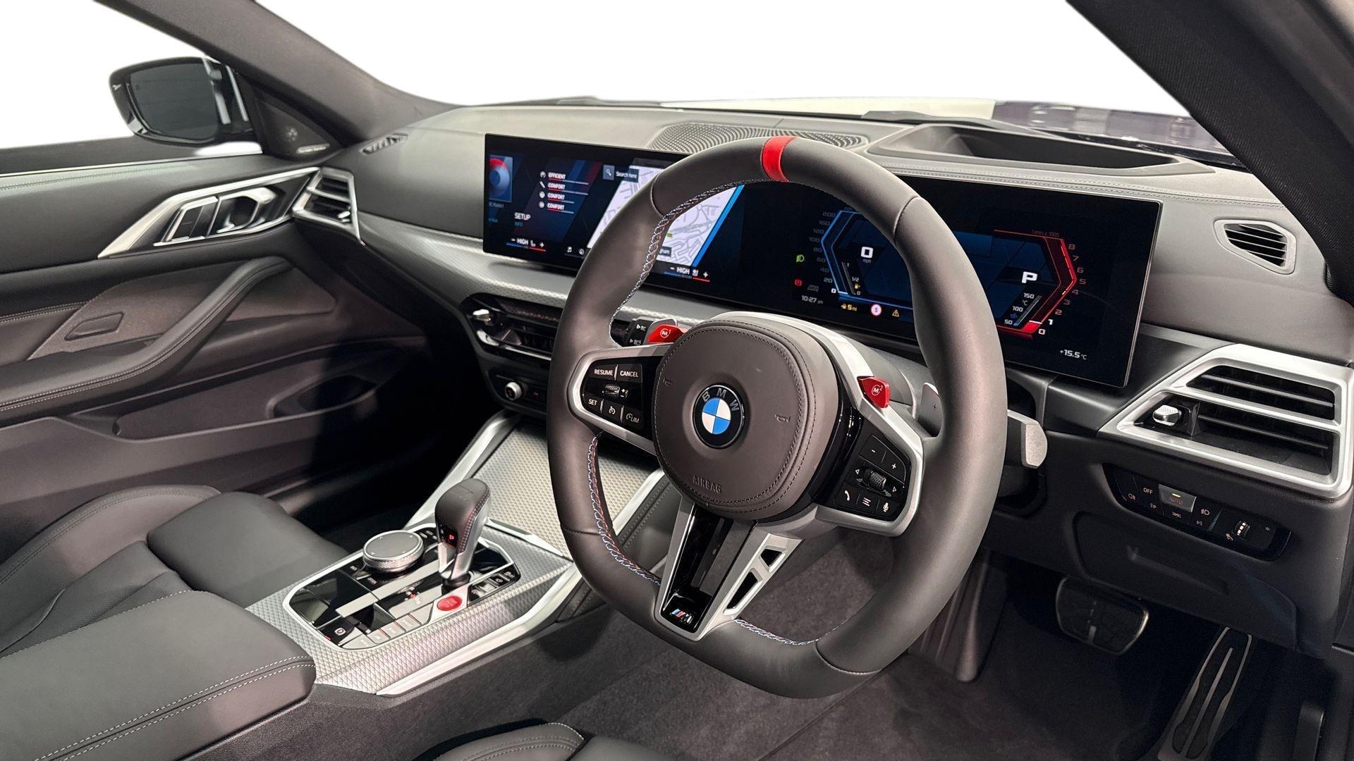 BMW M4 view 6