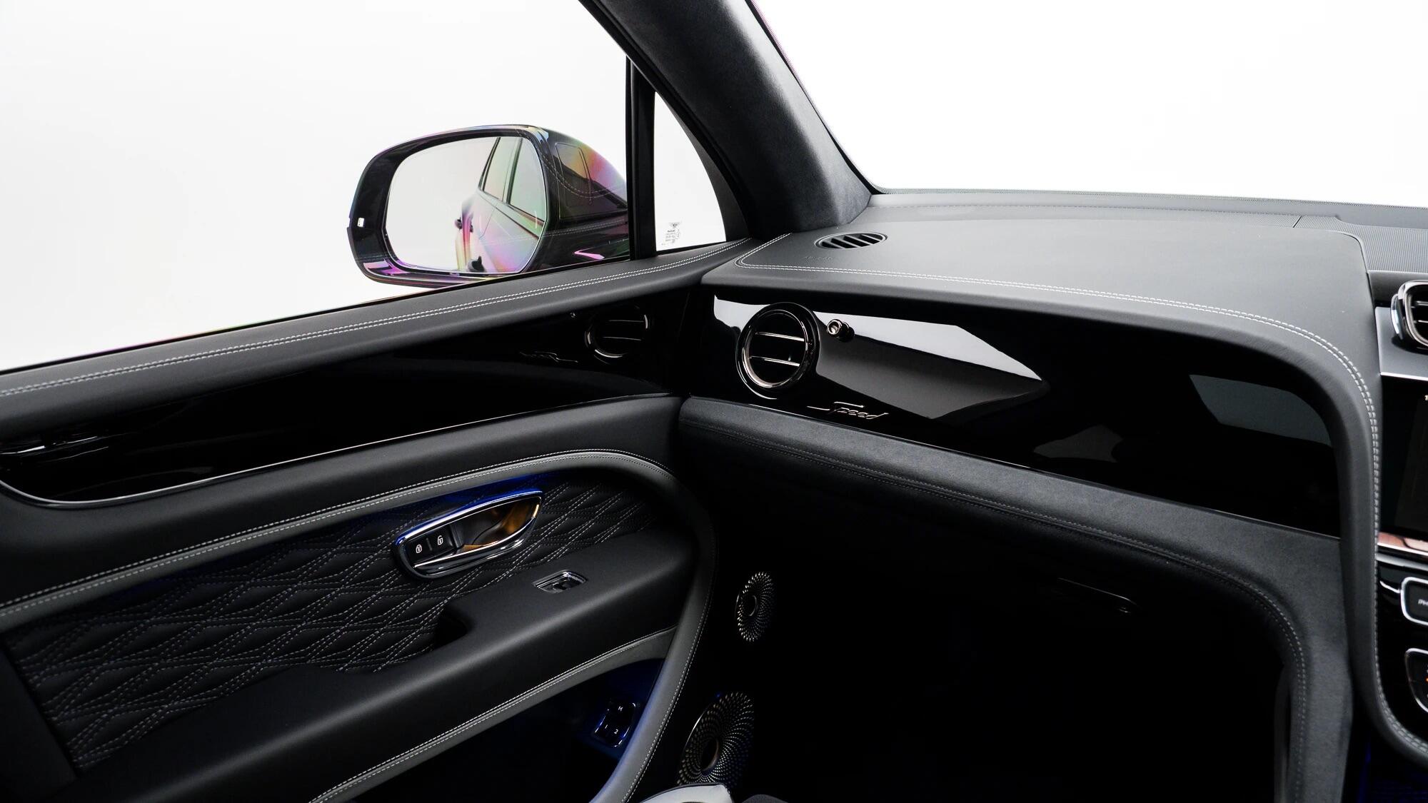 Bentley Bentayga view 66