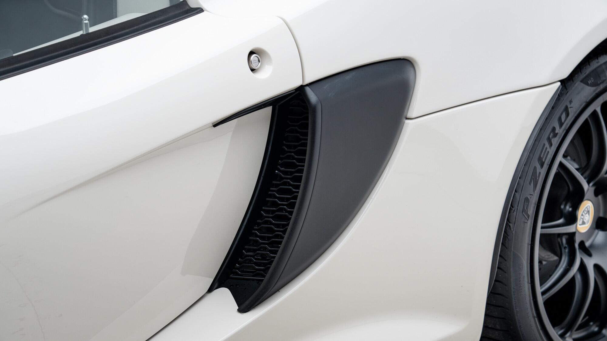 Lotus Exige view 11