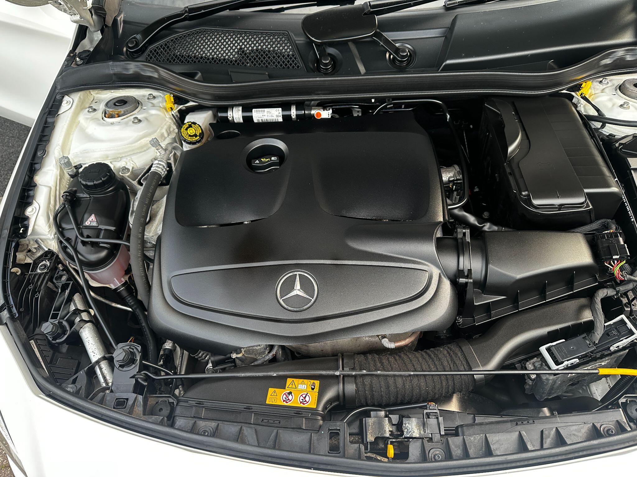 Mercedes-Benz Cla view 30