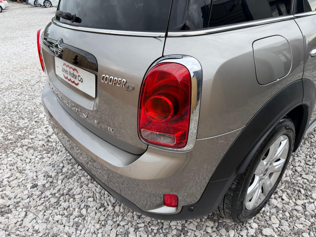 Mini Countryman view 11