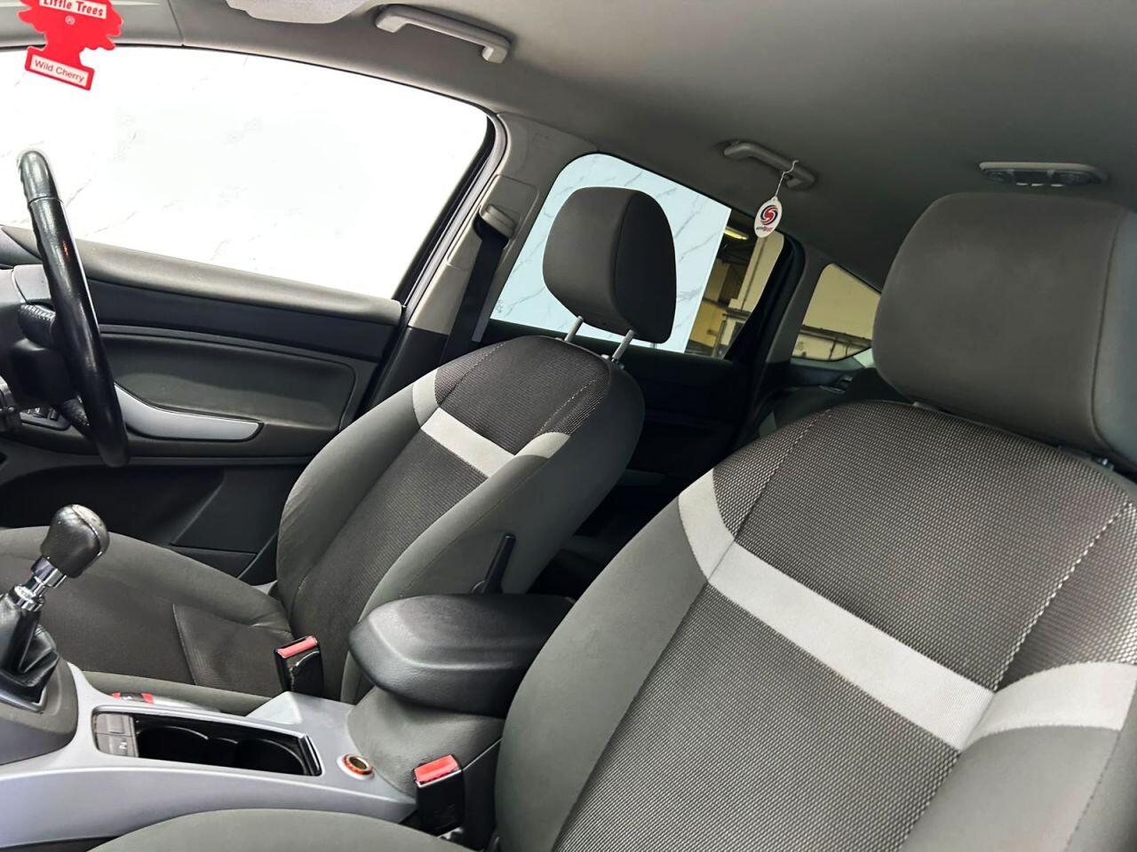 Ford Kuga view 13