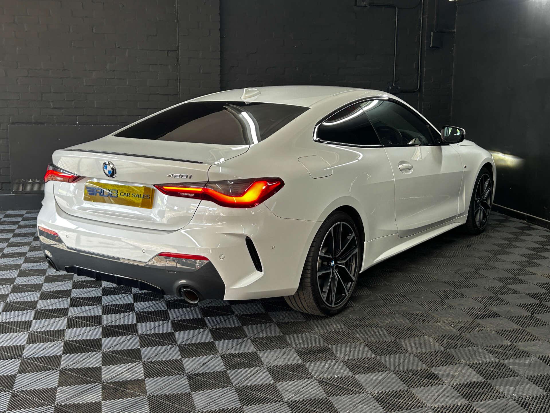 BMW 4 Series view 22