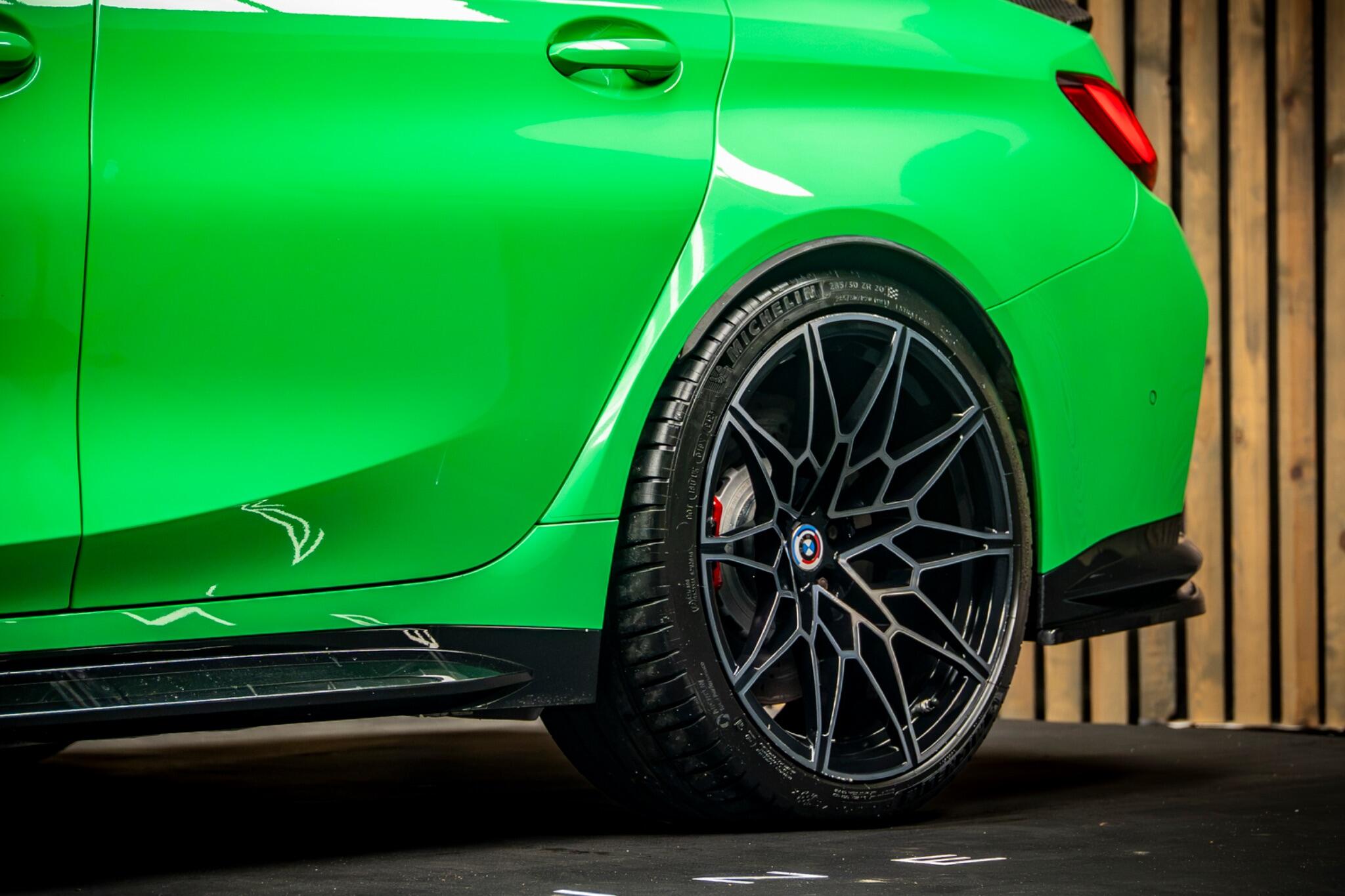 BMW M3 view 16